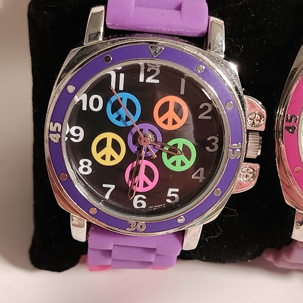Watches! - Picture 4 of 4